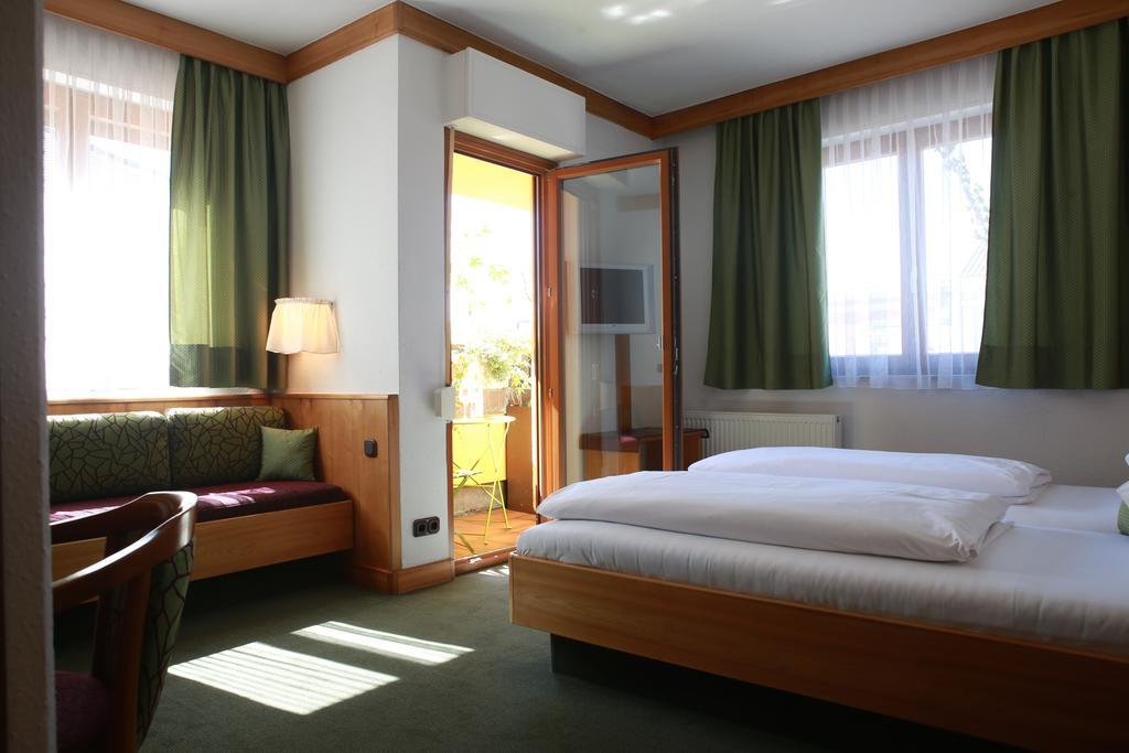 Hotel Zillners Einkehr *** Altheim Luaran gambar